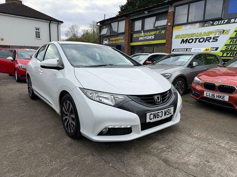 Used Honda Civic ES 120 HP (88 kW) 2013 White Hatchback