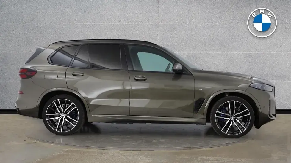 Used BMW X5 M Sport 482 HP (354 kW) 2025 Green SUV