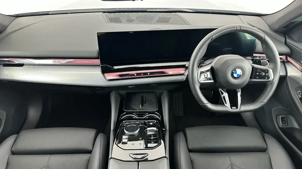 Used BMW 520 M Sport 205 HP (150 kW) 2025 Grey