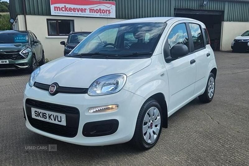 White Used 2016 Fiat Panda Pop Hatchback | £5,250 (Fair price) - Image 1/1