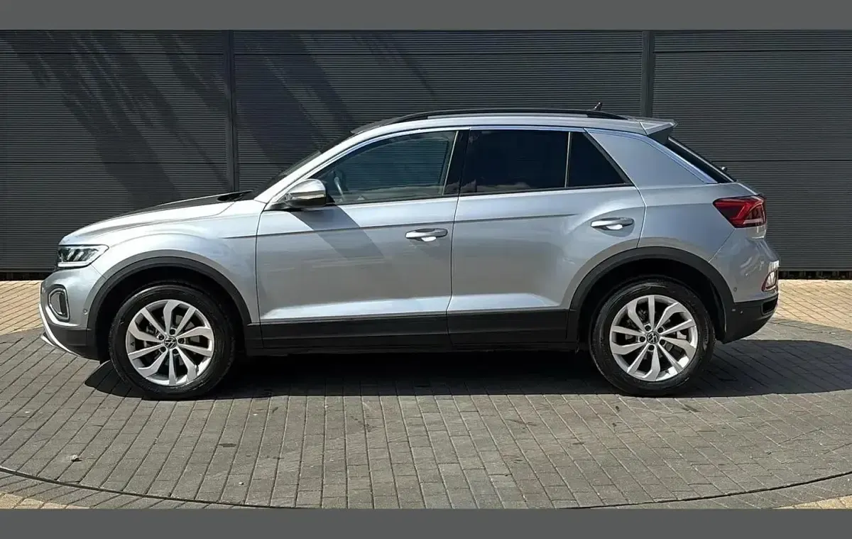 Used VW T-Roc Match 147 HP (108 kW) 2025 Silver SUV