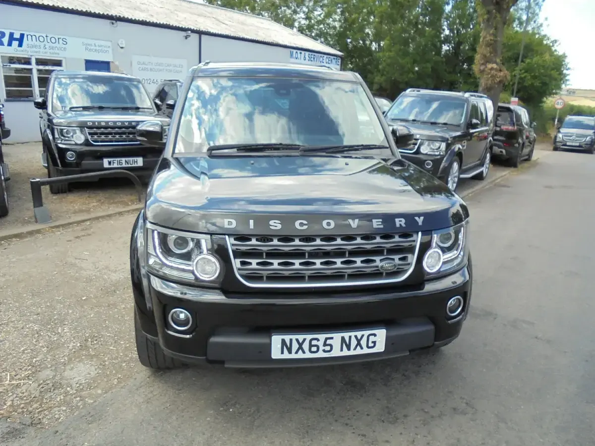 Used Land Rover Discovery SE 2015 Black SUV