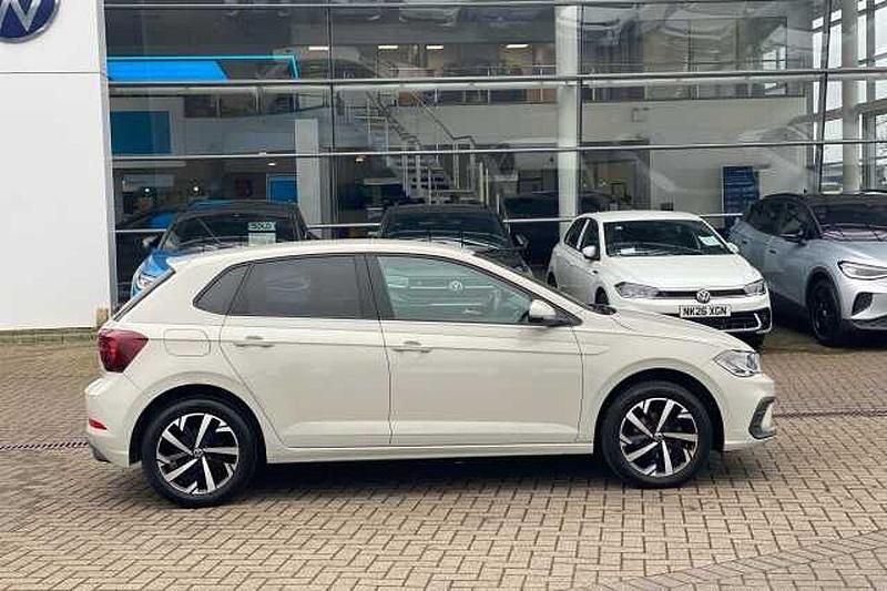 Used VW Polo 95 HP (69 kW) 2025 Hatchback