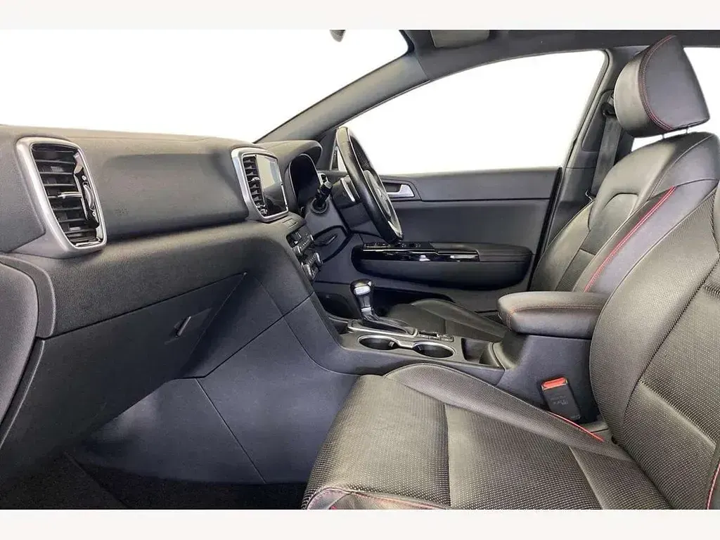 Used Kia Sportage GT-Line S 182 HP (133 kW) 2019 White SUV