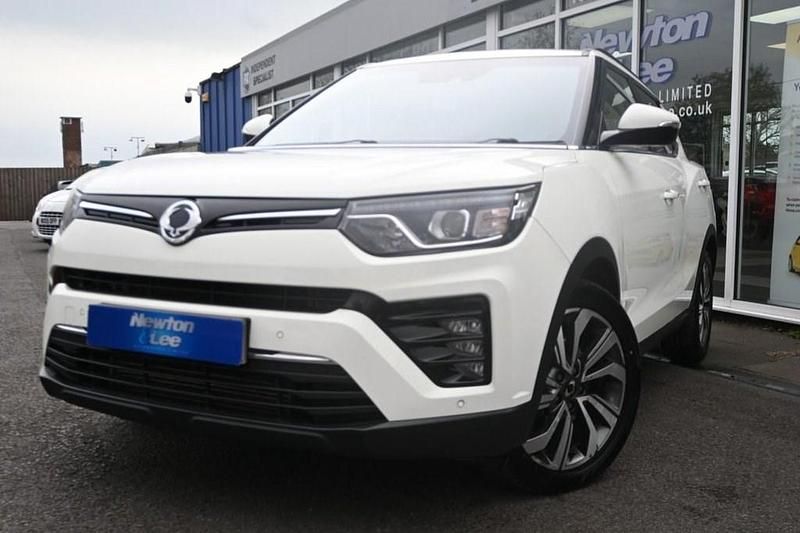 Used SsangYong Tivoli 136 HP (100 kW) 2021 White SUV