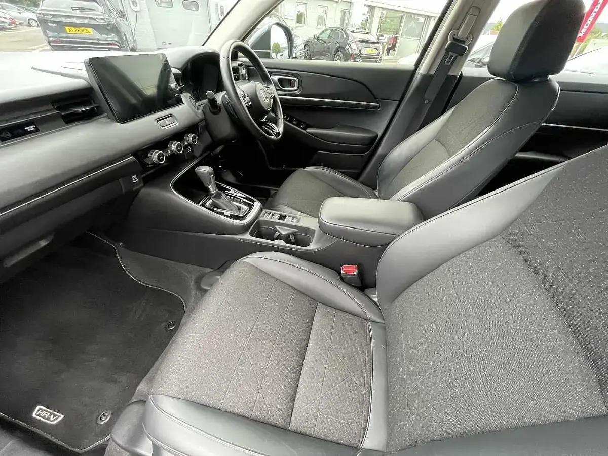Used Honda HR-V Advance 131 HP (96 kW) 2021 Grey SUV