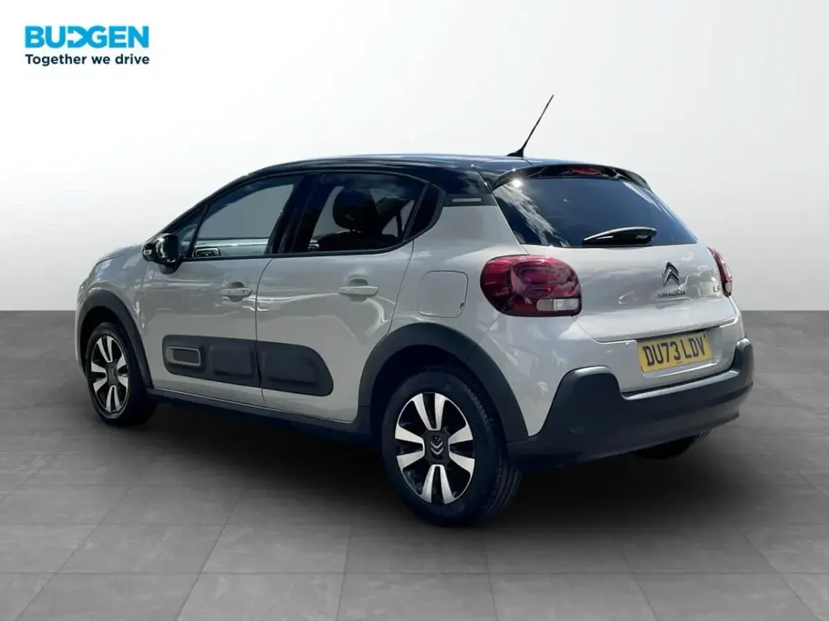 Used Citroën C3 PureTech 82 HP (60 kW) 2023 Grey Hatchback
