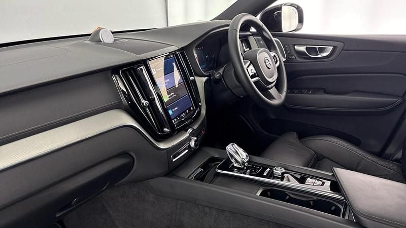 Usado Volvo XC60 Ultra 449 HP (330 kW) 2025 Preto SUV