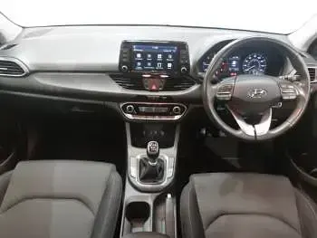 Used Hyundai i30 SE 110 HP (80 kW) 2017 Blue Hatchback