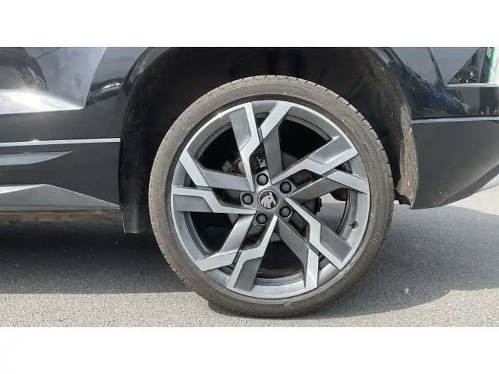 Used Skoda Karoq SportLine 150 HP (110 kW) 2025 Black SUV