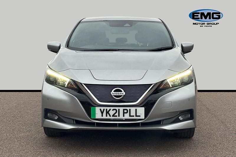 Used Nissan Leaf N-Connecta 110 kW (150 HP) 2021 Silver Hatchback