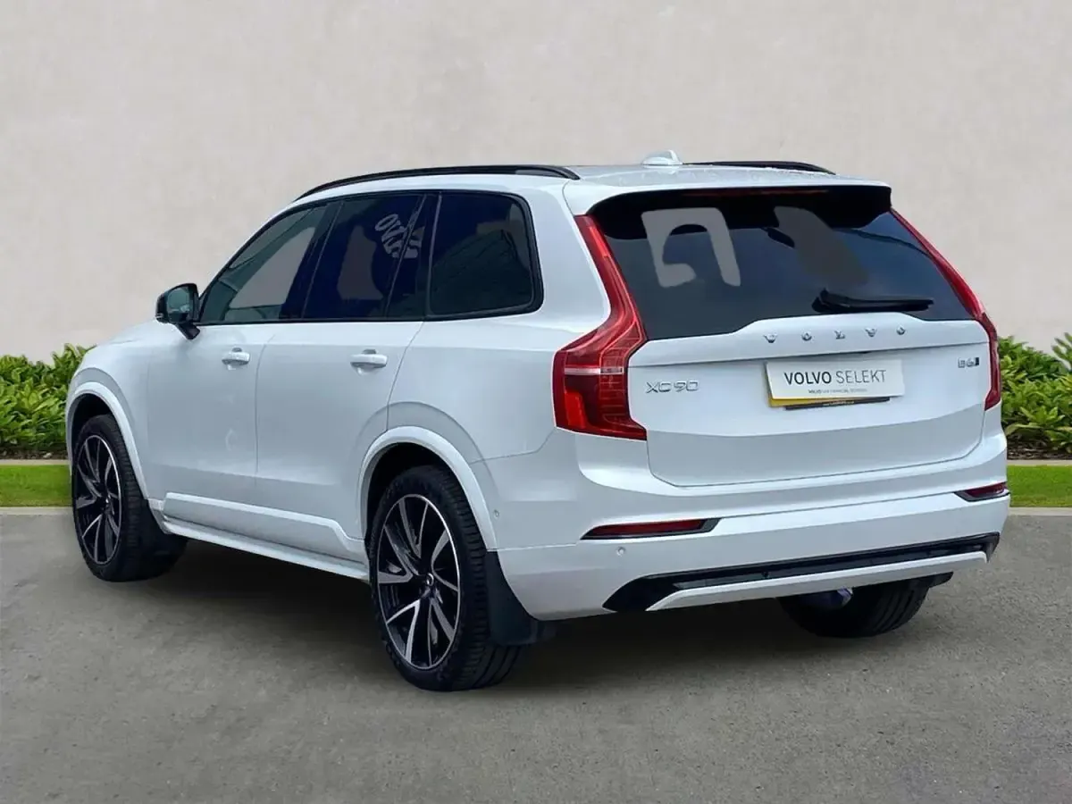Usado Volvo XC90 Ultimate 2023 Branco SUV