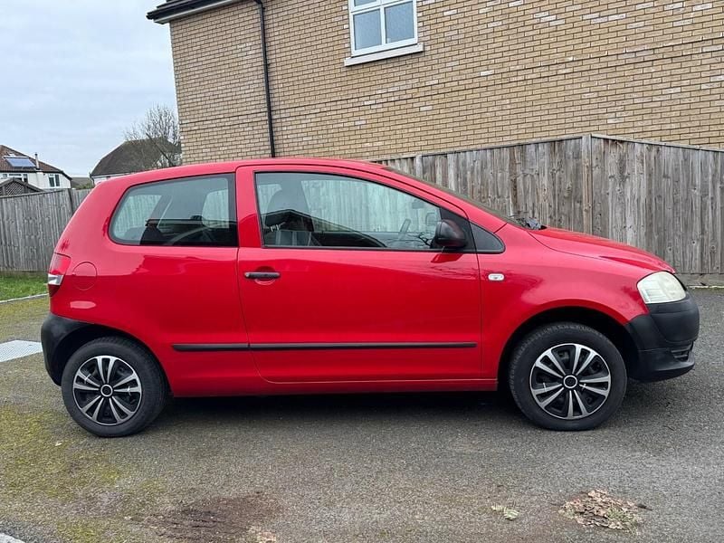 Used VW Fox 2009 Red Hatchback