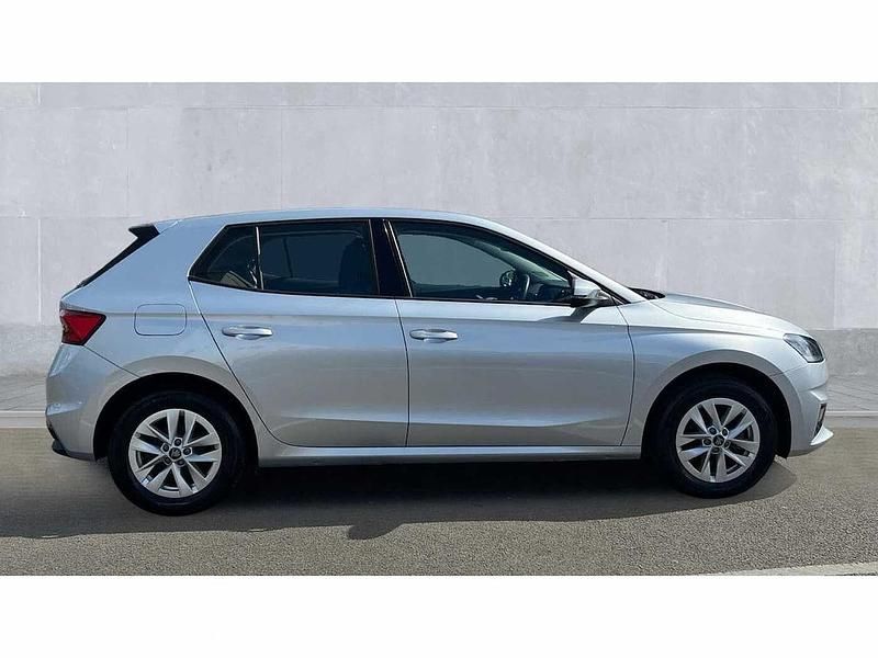 Used Skoda Fabia SE 95 HP (69 kW) 2025 Brilliant silver metallic Hatchback