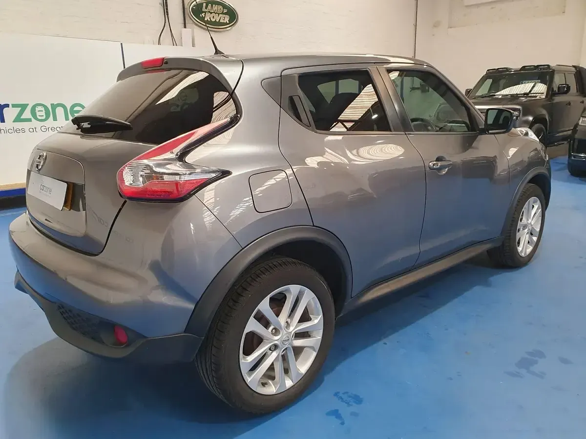 Used Nissan Juke N-Connecta 2017 Grey SUV