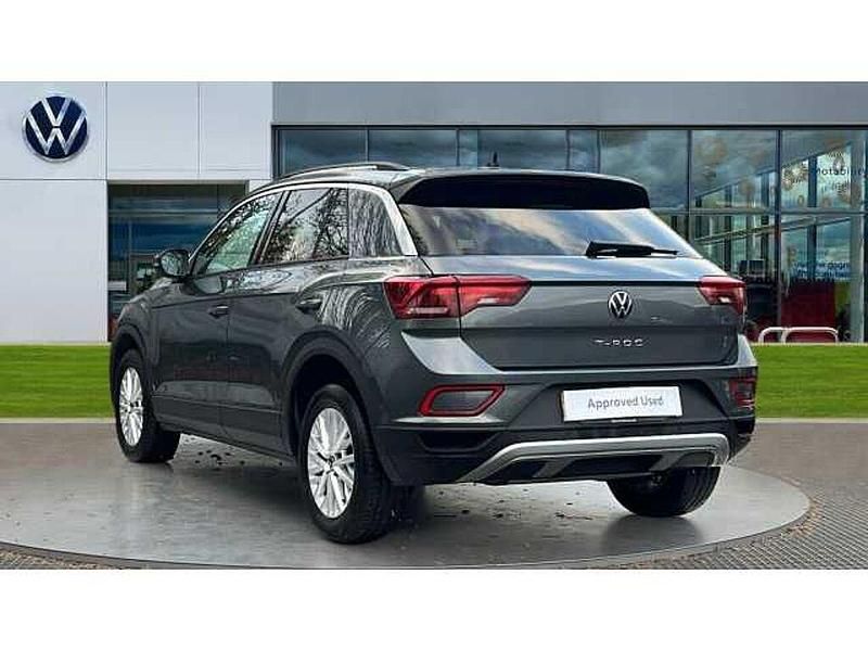 Used VW T-Roc Life 150 HP (110 kW) 2024 Grey SUV