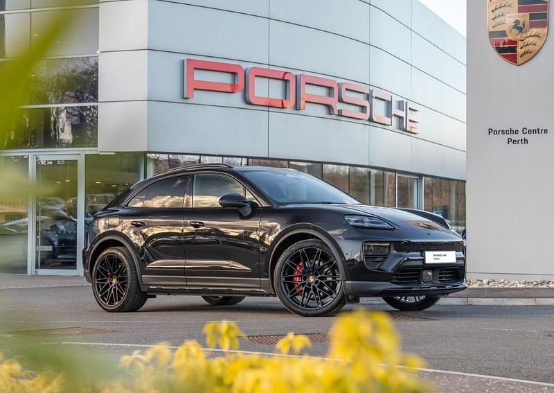 Used Porsche Macan 380 kW (517 HP) 2024 Black SUV