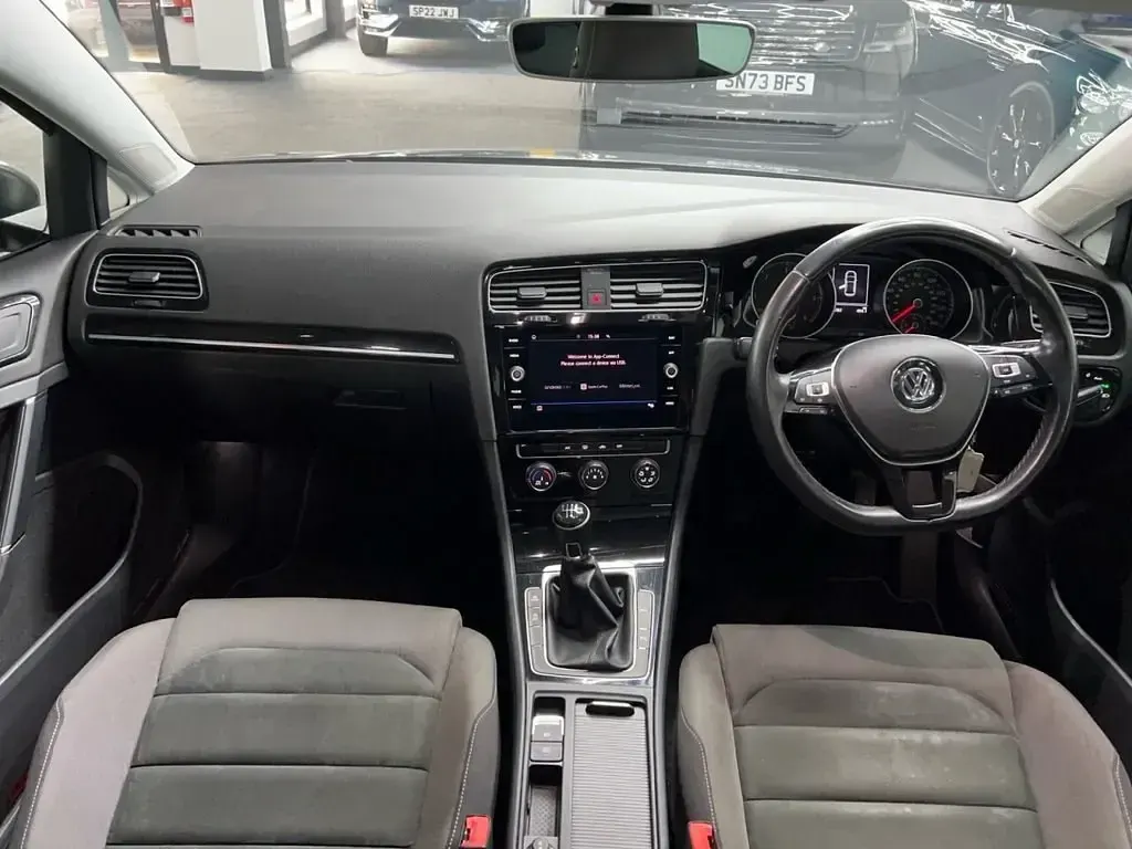 Używany VW Golf VII GT 115 KM (84 kW) 2019 Szary Hatchback