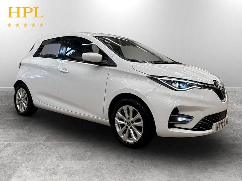 Used Renault Zoe Version S 100 kW (136 HP) 2022 White Hatchback