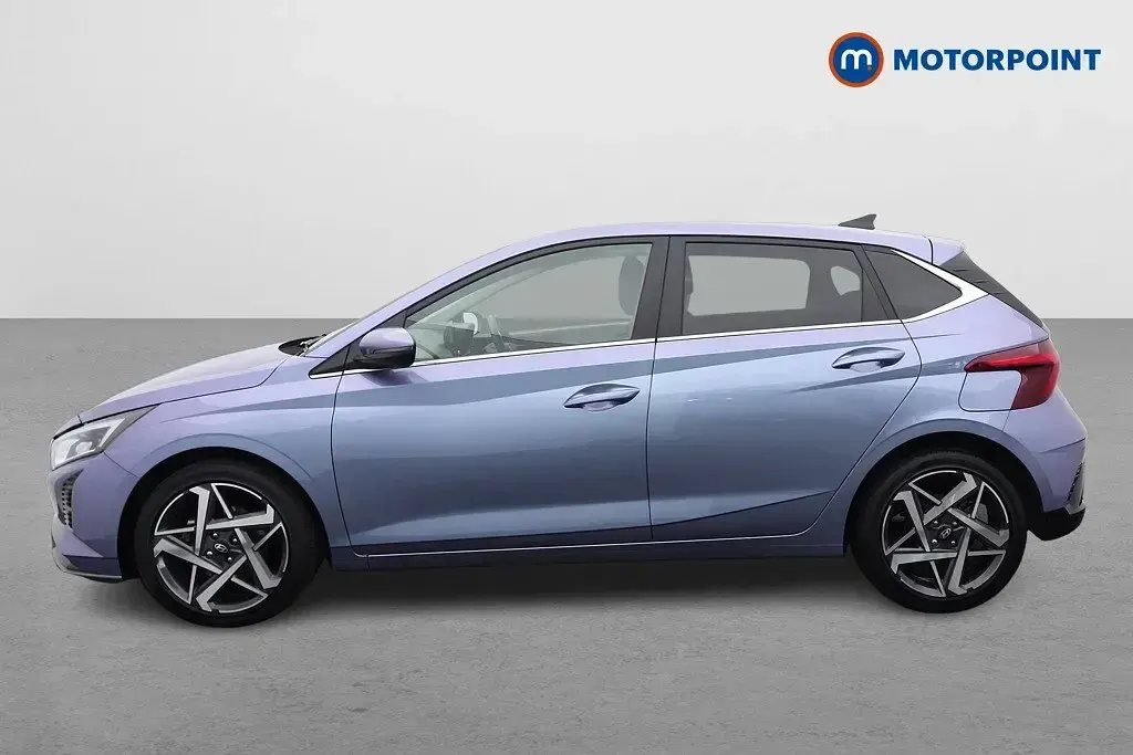 Used Hyundai i20 Premium 101 HP (74 kW) 2025 Blue Hatchback