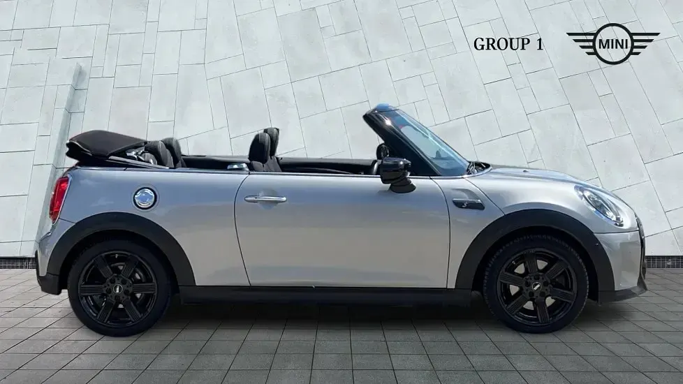 Usado Mini Cooper S Classic 176 HP (129 kW) 2024 Prateado Citadino