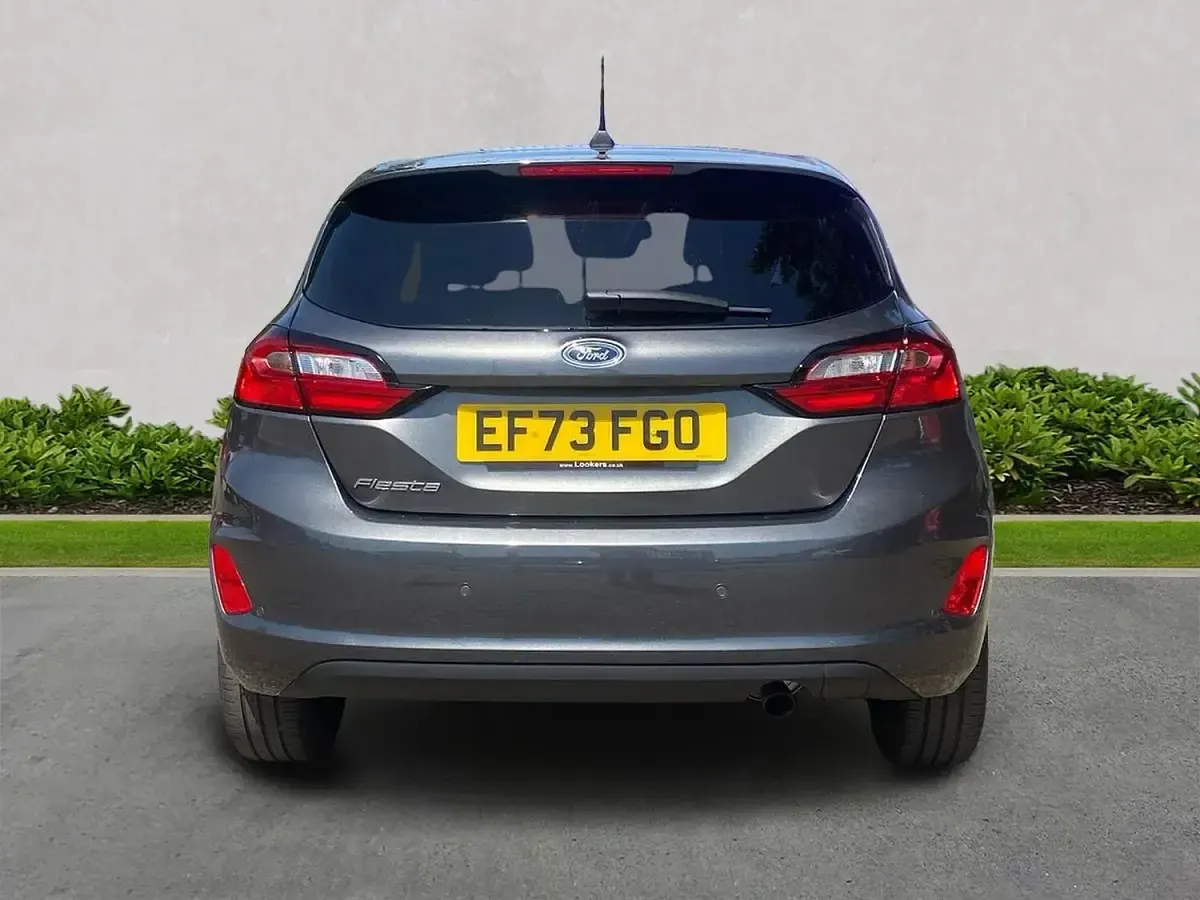 Used Ford Fiesta Titanium 100 HP (73 kW) 2023 Grey Hatchback