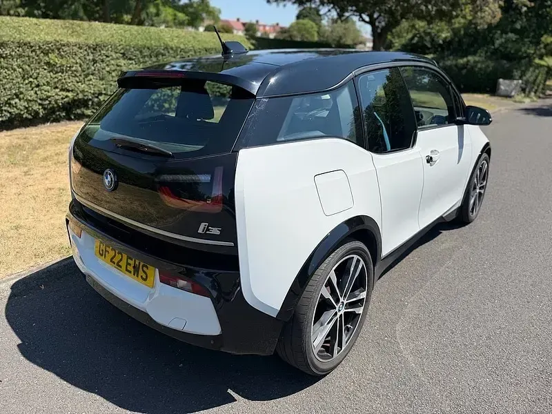 Used BMW i3 Comfort Edition 135 kW (184 HP) 2022 White Hatchback
