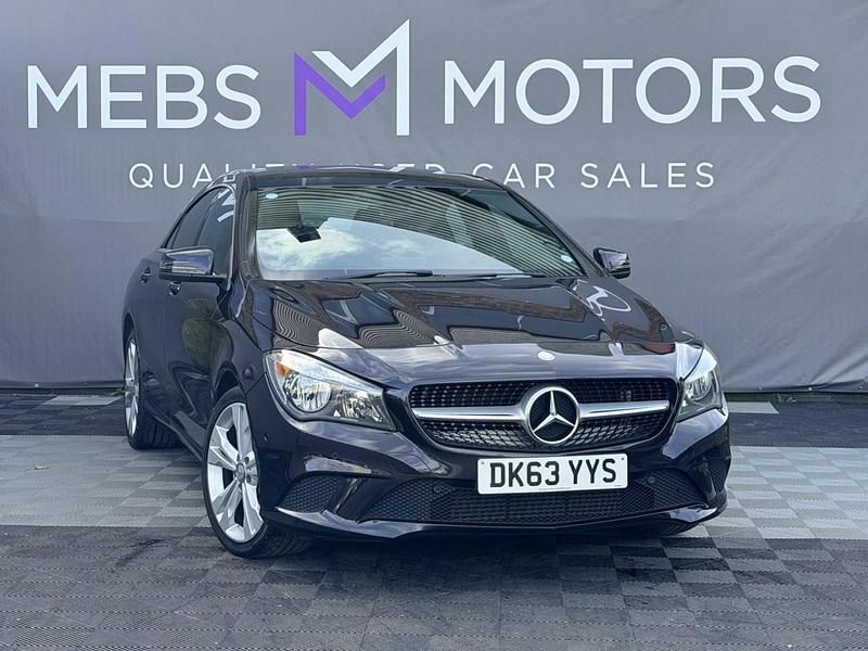 Used Mercedes CLA180 122 HP (89 kW) 2013 Mauve/purple Sedan