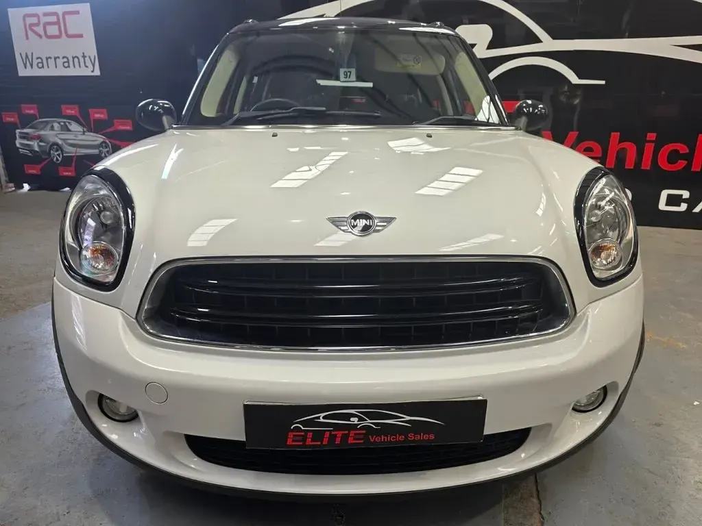 Used Mini Cooper 122 HP (89 kW) 2016 White Hatchback