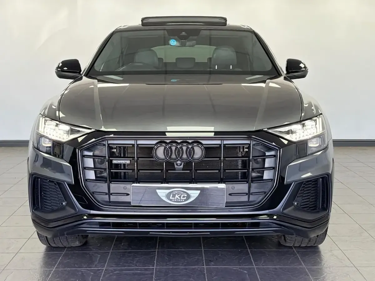 Used Audi Q8 Comfort 286 HP (210 kW) 2020 Grey SUV