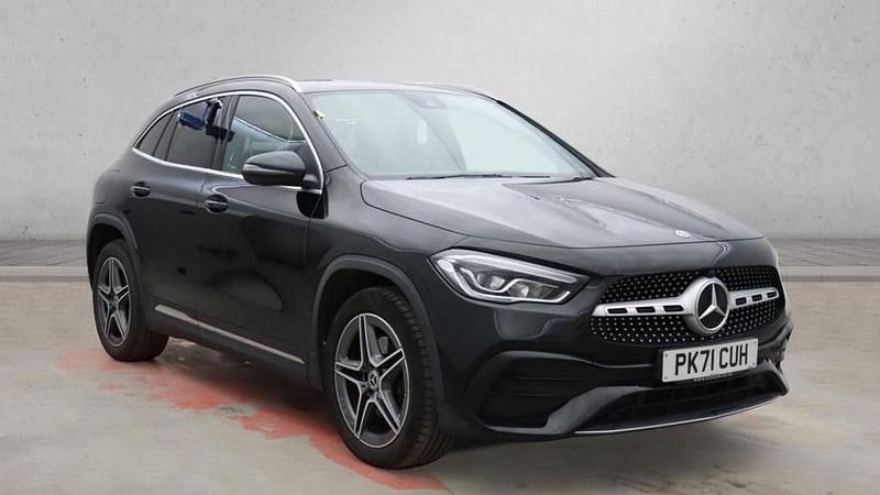 Used Mercedes GLA250 Exclusive 218 HP (160 kW) 2021 Black SUV