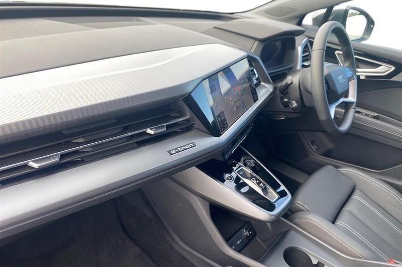 Used Audi Q4 e-tron Sport 210 kW (286 HP) 2025 Typhoon grey SUV