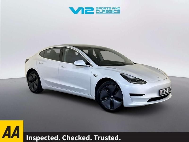 Used Tesla Model 3 Standard Range Plus 239 kW (325 HP) 2020 White Sedan
