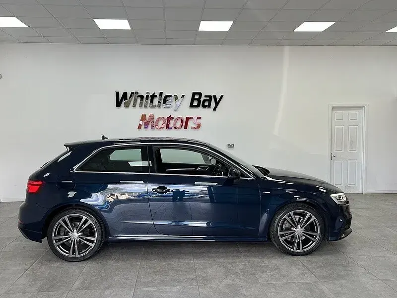 Used Audi A3 S-Line 150 HP (110 kW) 2017 Blue Hatchback