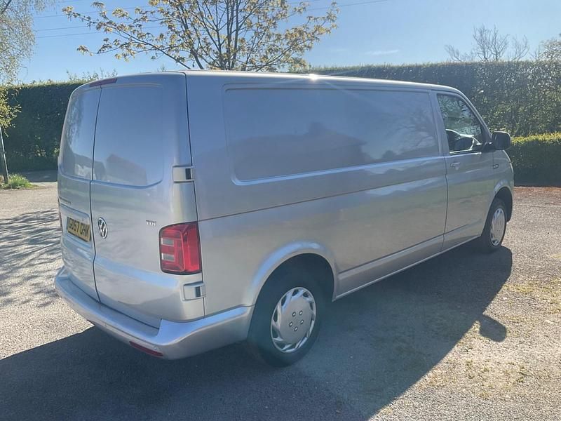 Second-hand VW Transporter Trendline 2017 Argintiu Van
