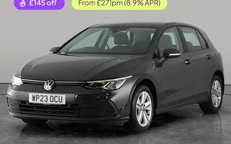 Used VW Golf VIII Life 150 HP (110 kW) 2023 Hatchback