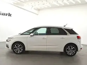 Used Citroën C4 Flair 131 HP (96 kW) 2019 White Estate