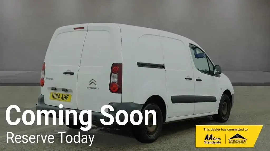 Usado Citroën Berlingo 90 CV (66 kW) 2014 Blanco Monovolumen