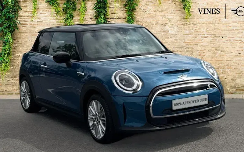 Used Mini Cooper Level 3 135 kW (184 HP) 2023 Hatchback