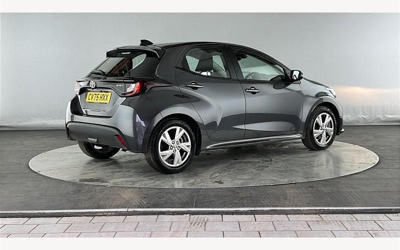 Used Toyota Yaris Hybrid 116 HP (85 kW) 2026 Hatchback