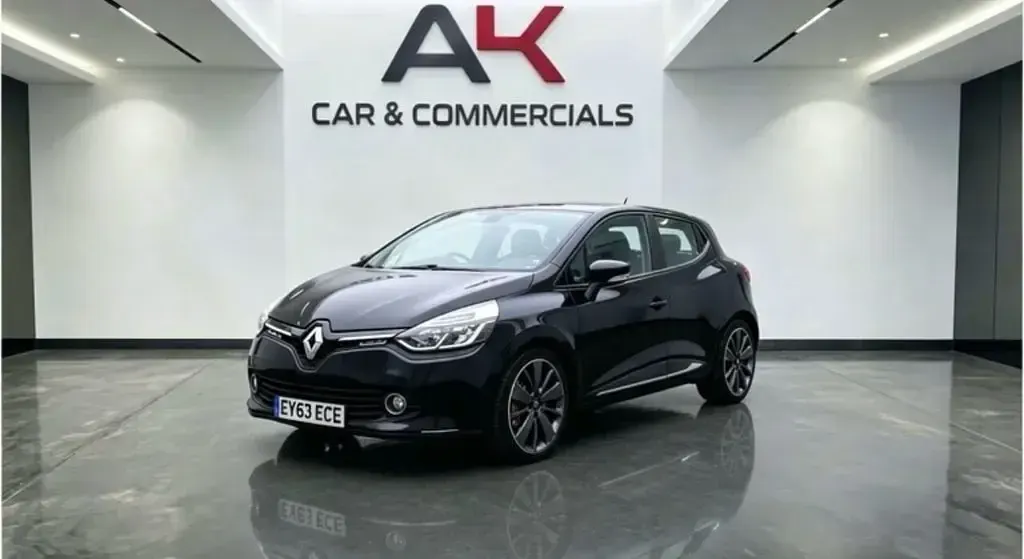 Used Renault Clio Dynamique 90 HP (66 kW) 2013 Black Hatchback