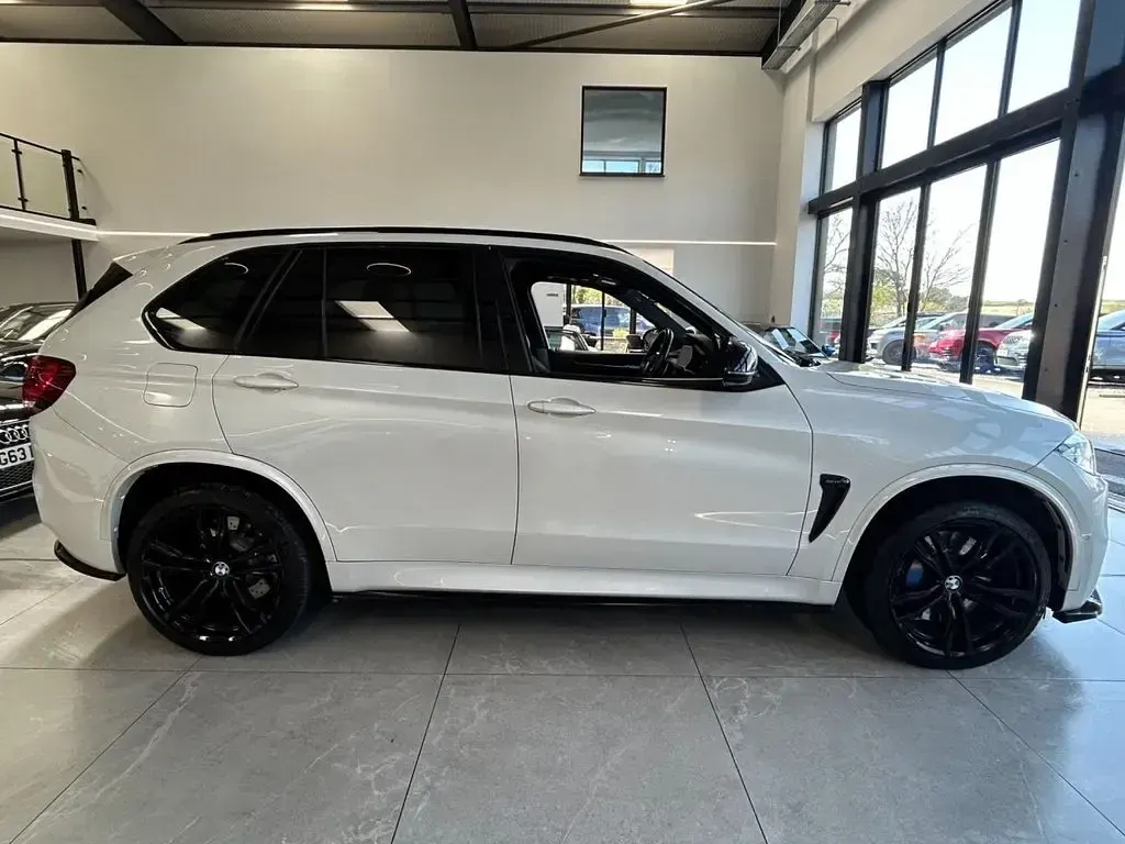 Used BMW X5 M M Sport 575 HP (422 kW) 2017 White SUV