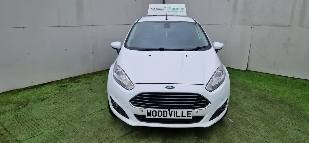 Usado Ford Fiesta Titanium 2015 Branco Citadino