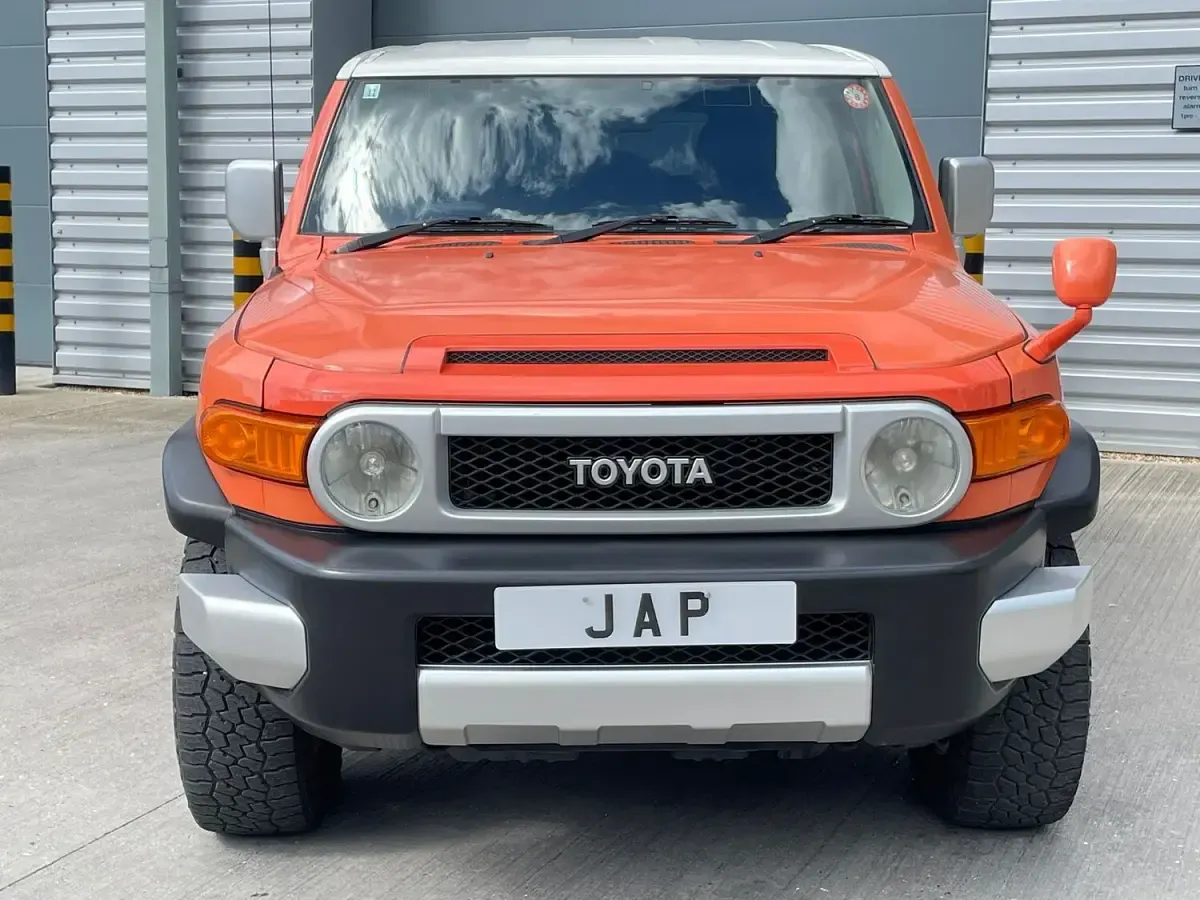 Used Toyota Land Cruiser 2013 Orange Sedan