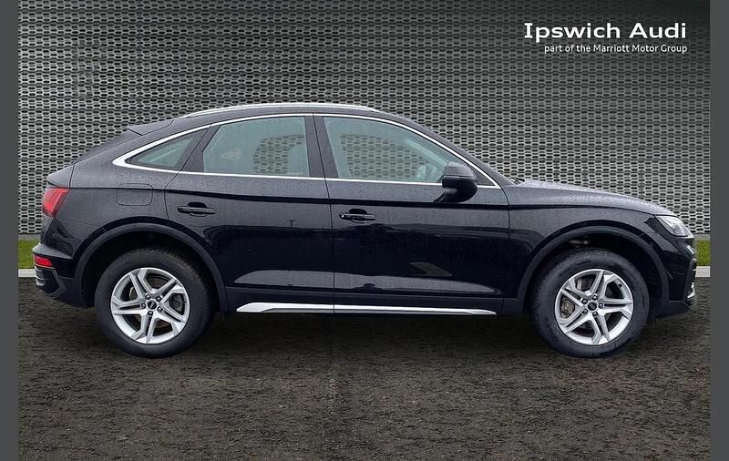 Used Audi Q5 Sportback Sport 261 HP (191 kW) 2022 Black SUV
