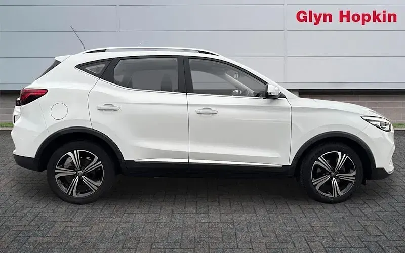 Używany MG ZS Excite 106 KM (77 kW) 2024 SUV