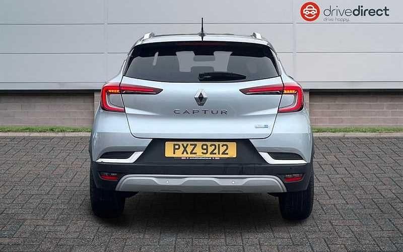 Used Renault Captur Version S 145 HP (106 kW) 2021 Grey/black SUV