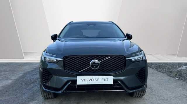 Used Volvo XC60 Ultra 449 HP (330 kW) 2025 Green SUV