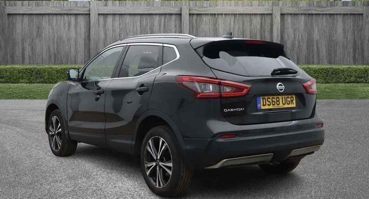 Used Nissan Qashqai N-Connecta 2018 Black SUV