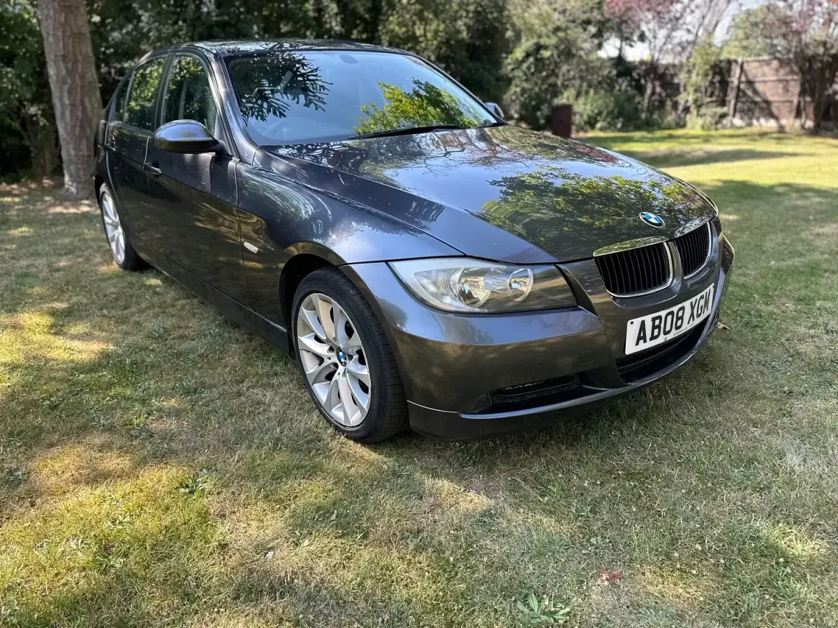 Used BMW 320 184 HP (135 kW) 2008 Grey Sedan
